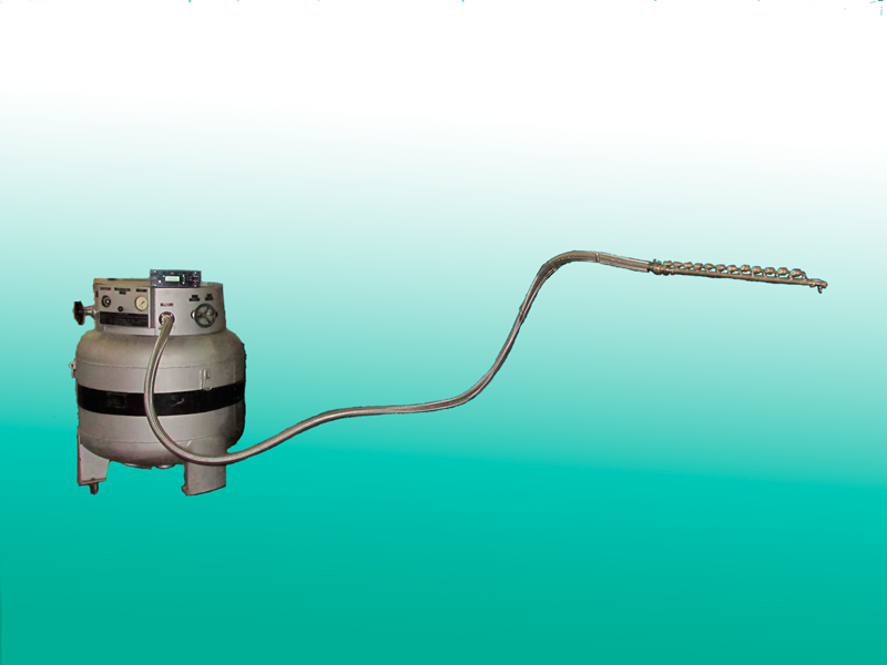 Cryogenic system of a dusting of rolls of the rolling mill
